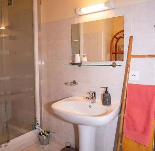 Oustal De Pape Le Calme Au Coeur De 아파트