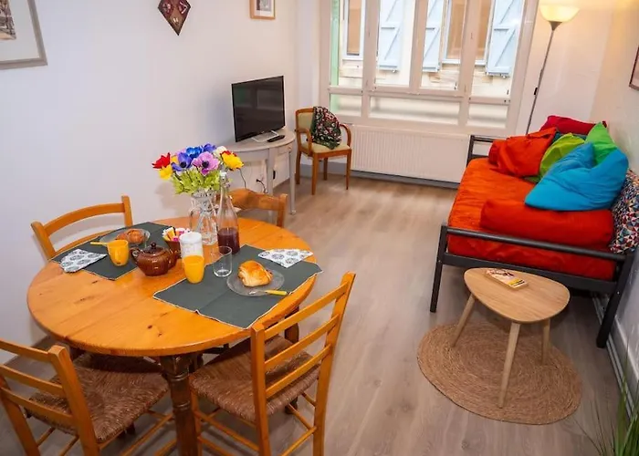 Oustal De Pape Le Calme Au Coeur De *